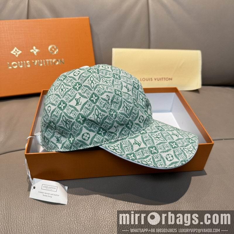 LV Hat dx121