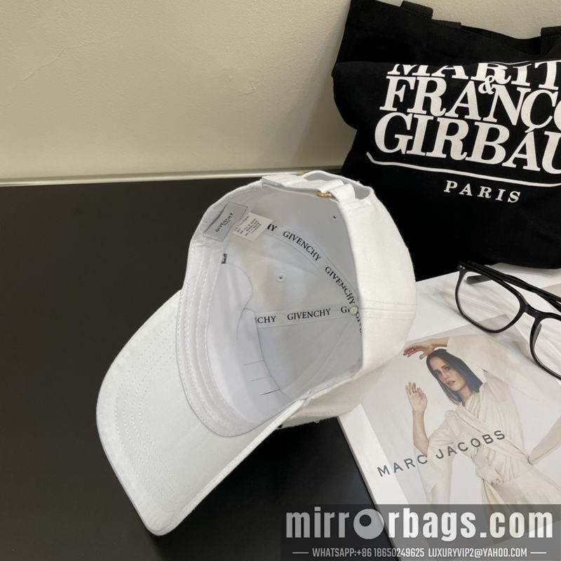 Givenchy Hat dx03