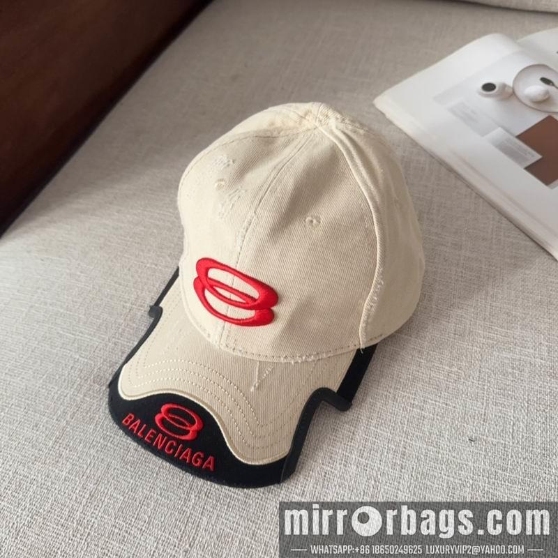 Balenciaga Hat dx21