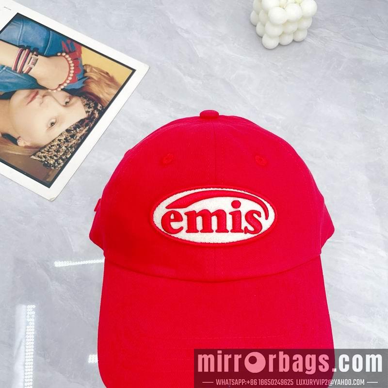 Emis Hat dx04