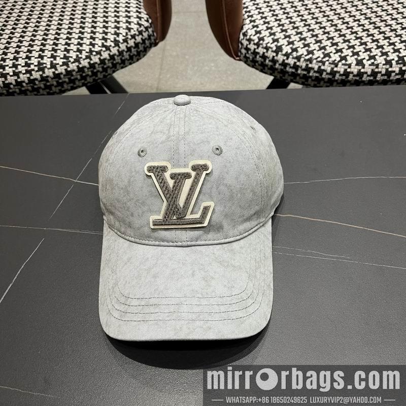 LV Hat 040204