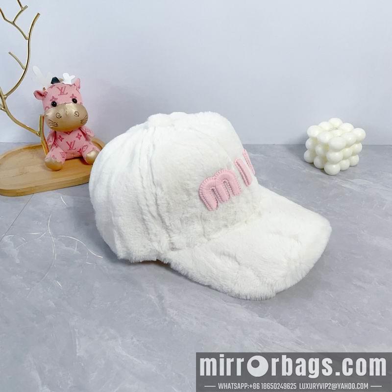 Miumiu Hat dx68