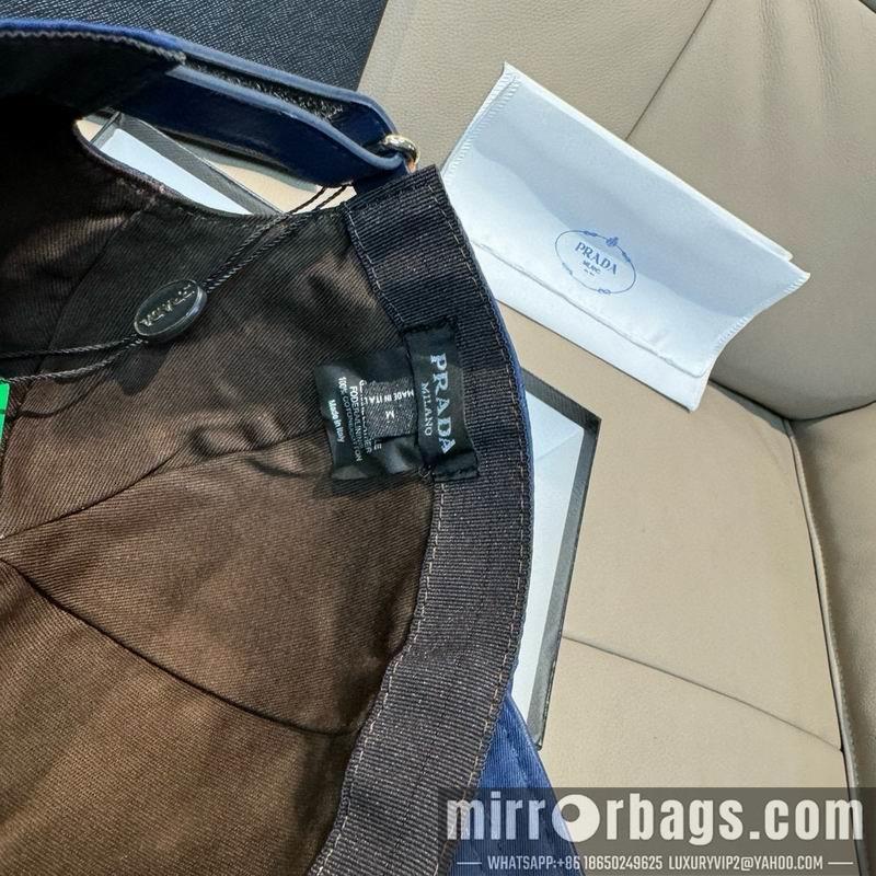 Prada Hat dx64