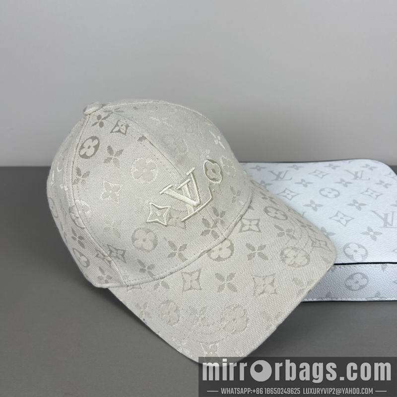 LV Hat dx51