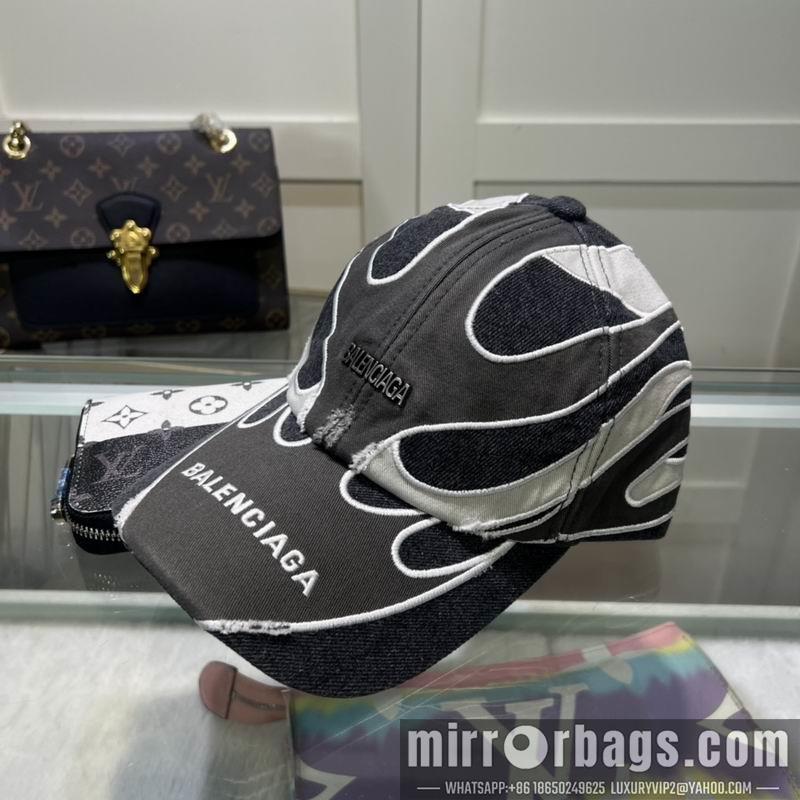 Balenciaga Hat dx82