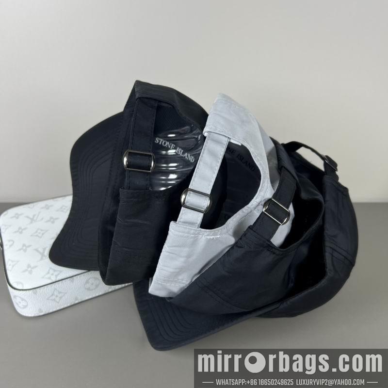 Stone Island Hat dx07