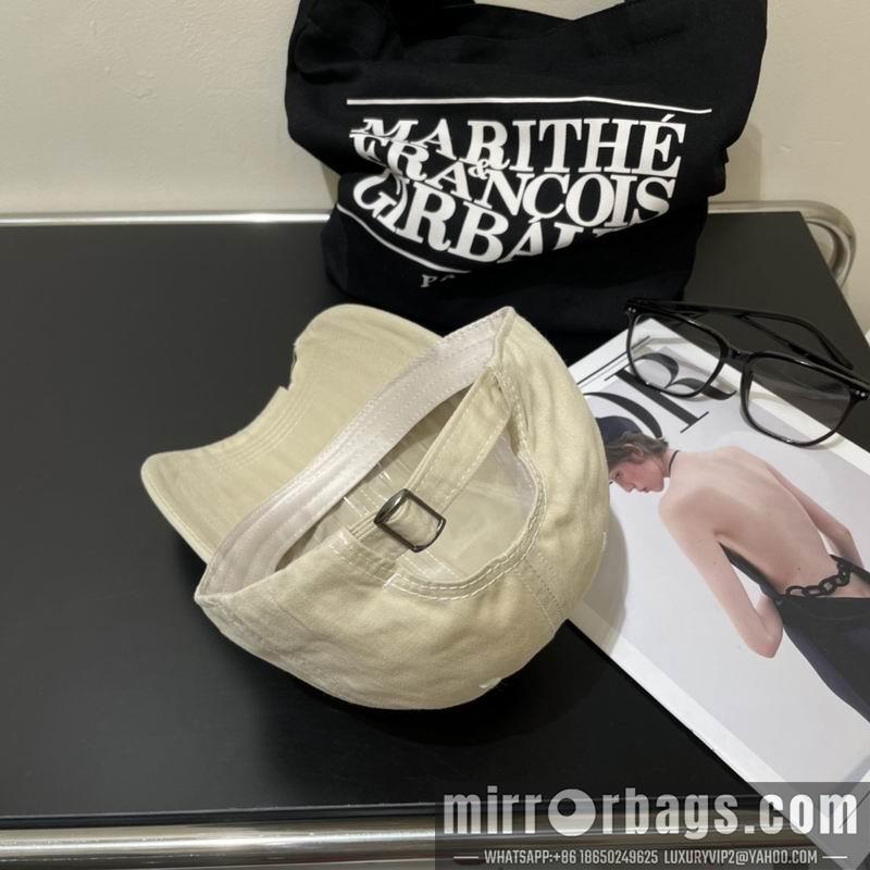 MiuMiu Hat dx29