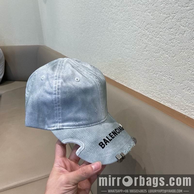 Balenciaga Hat 081802