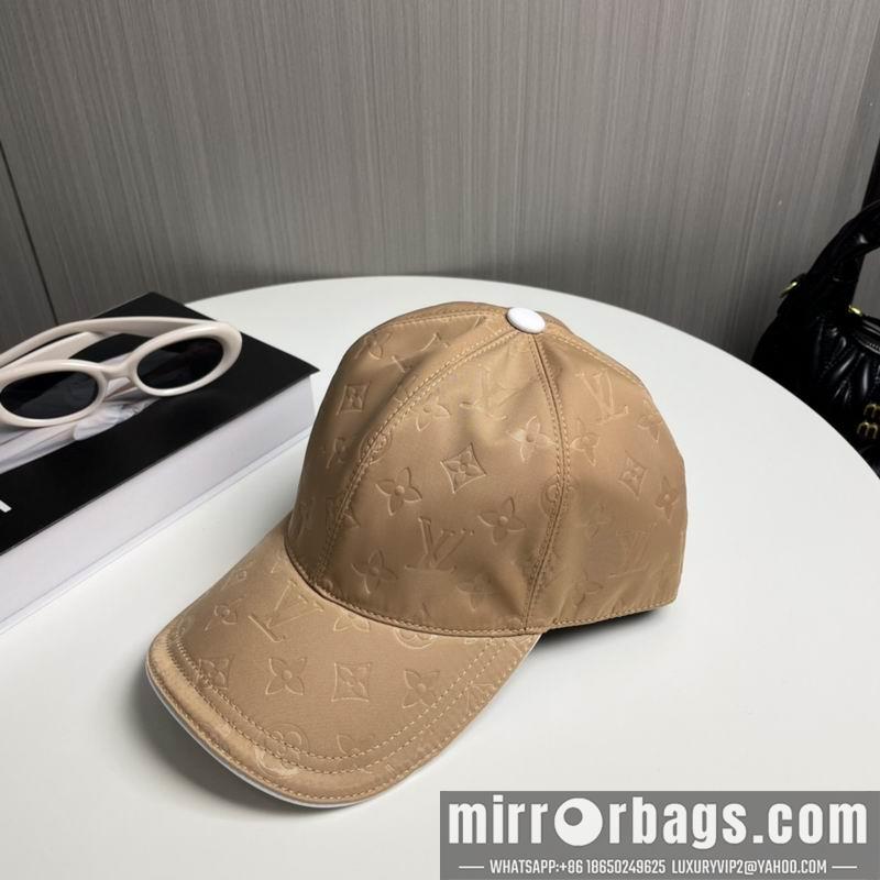 LV Hat dx44
