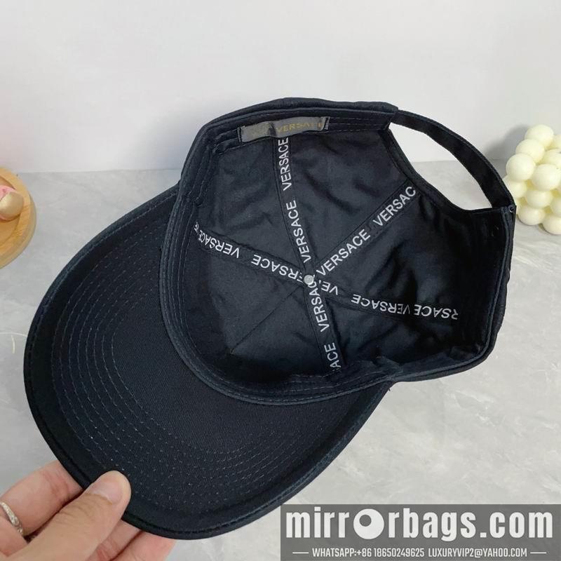 Versace Hat dx03