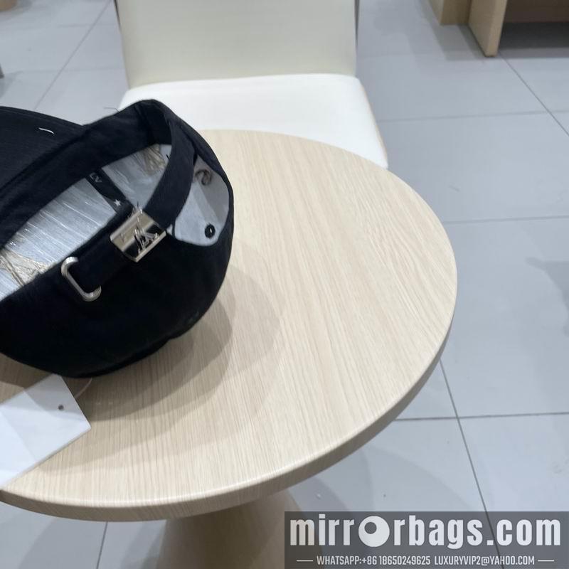 LV Hat 040207