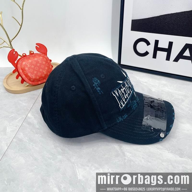 Balenciaga Hat dx01