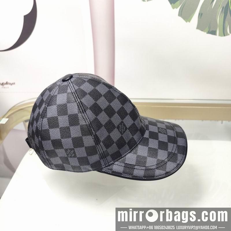 LV Hat dx127