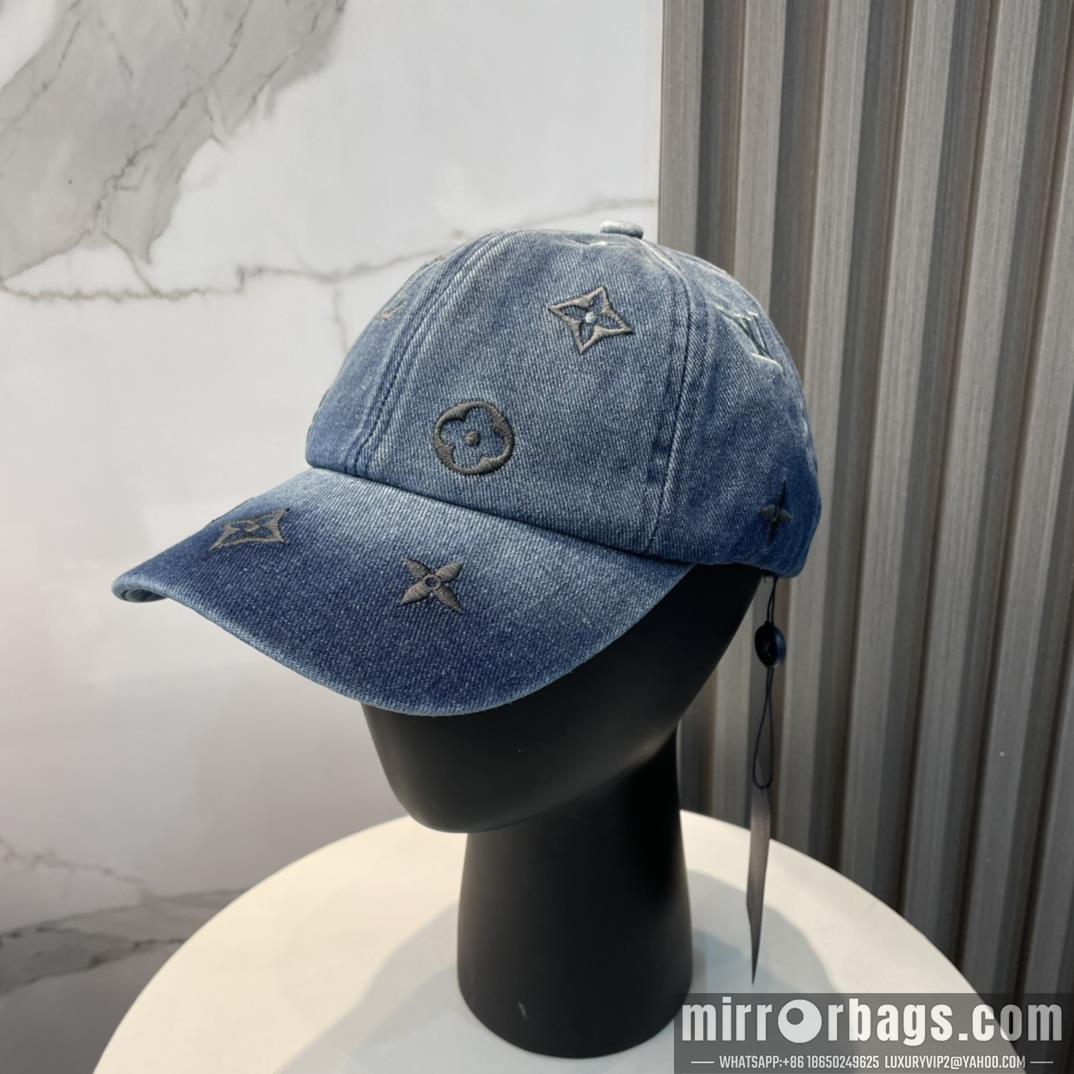 LV Hat dx122