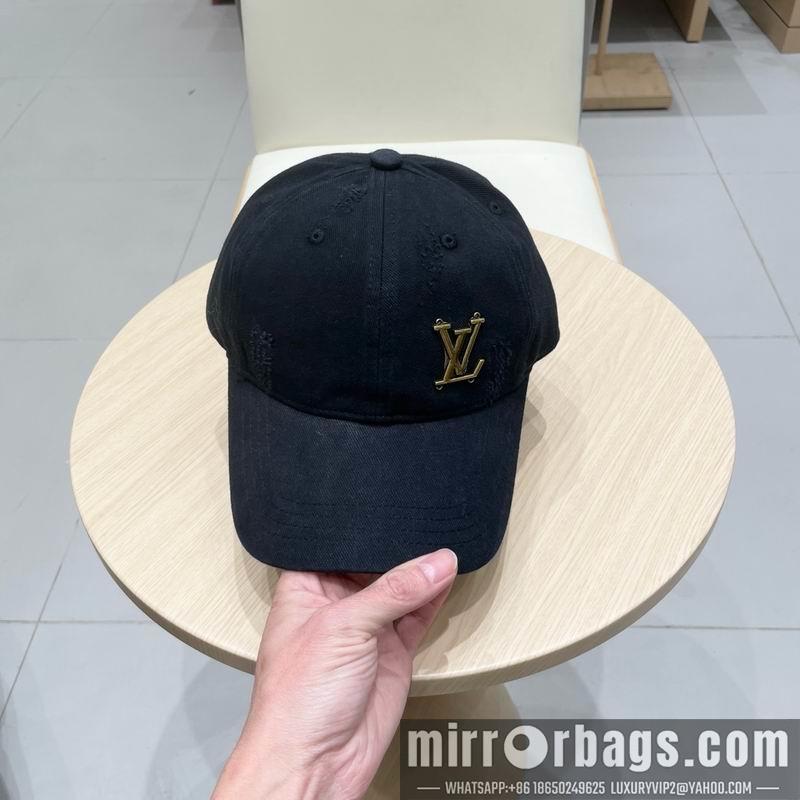 LV Hat 010902