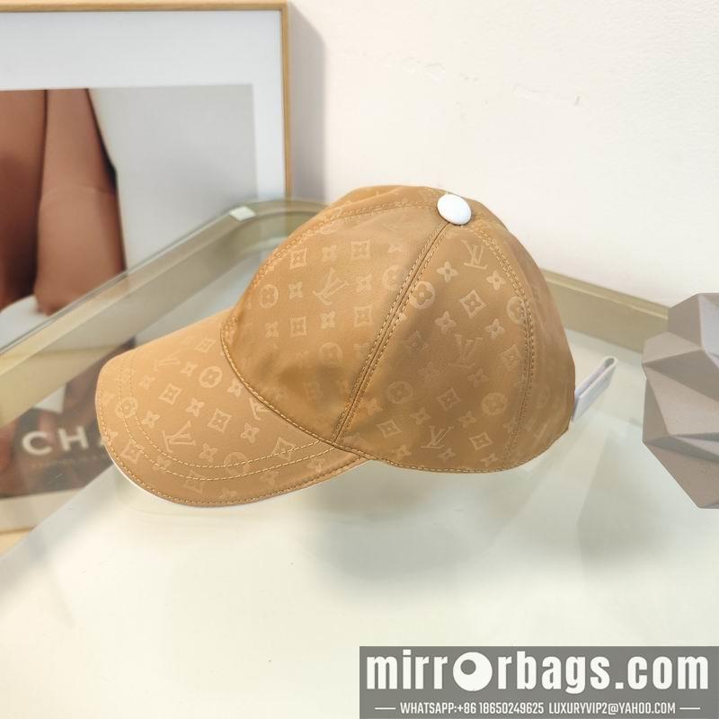 LV Hat dx113