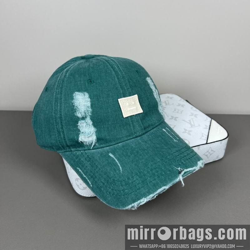 Acne Hat dx18
