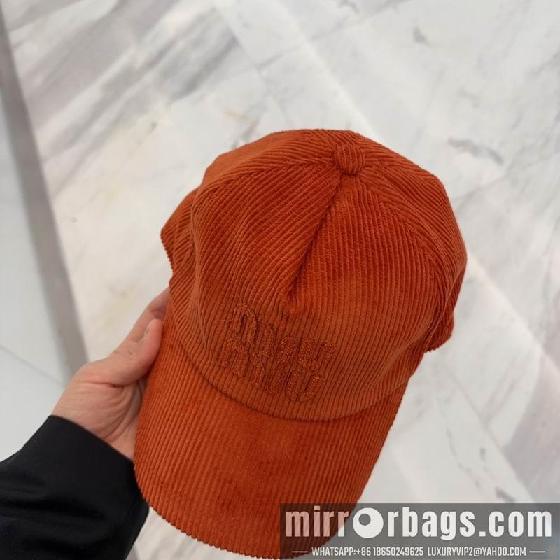 Miumiu Hat dx37