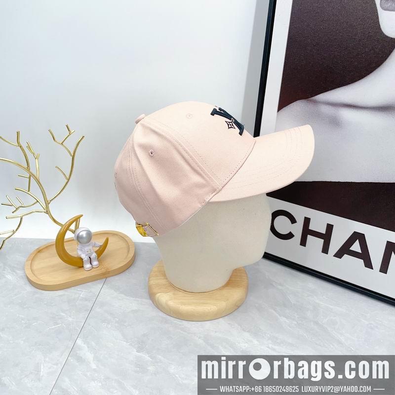 LV Hat dx71