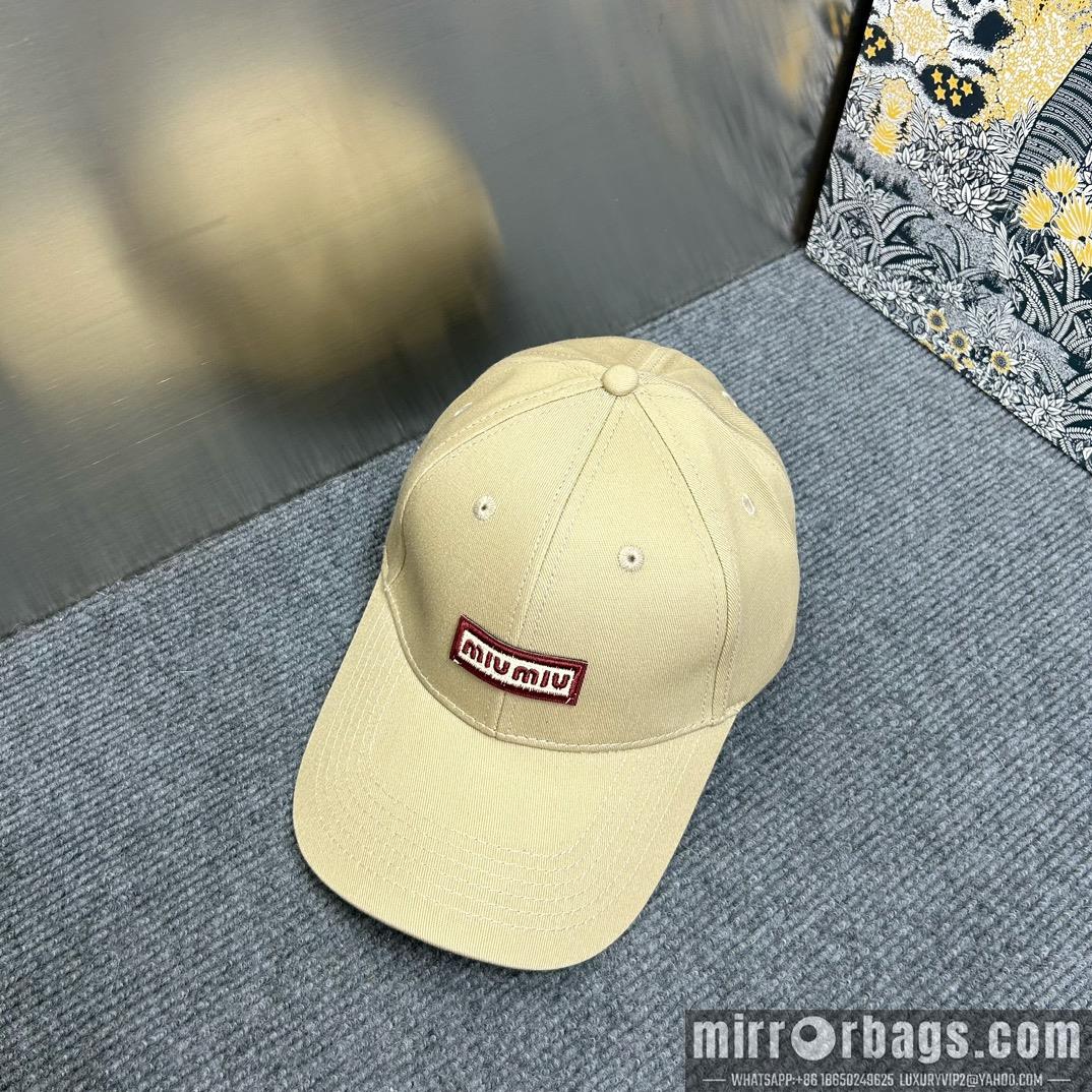Miumiu Hat dx82