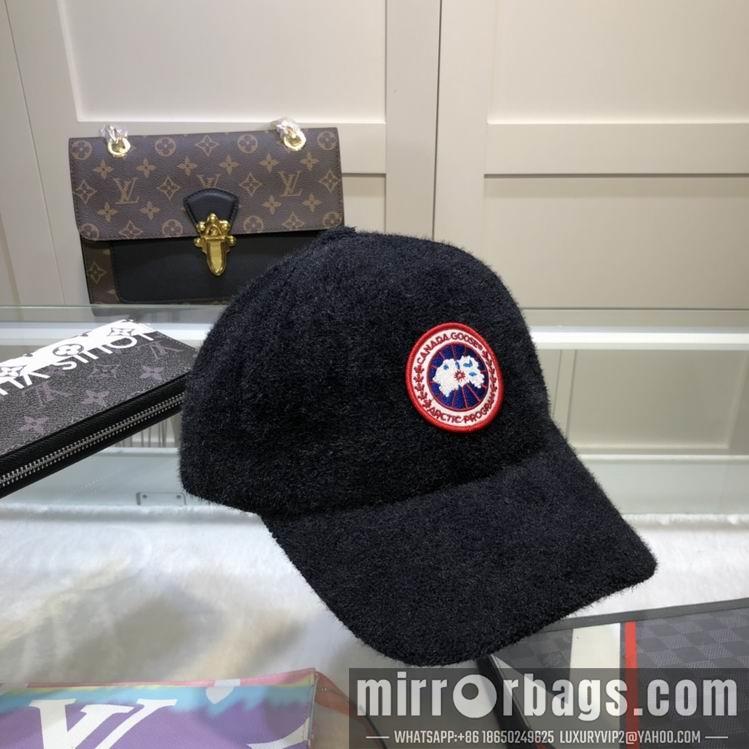 Canada Goose Hat 01