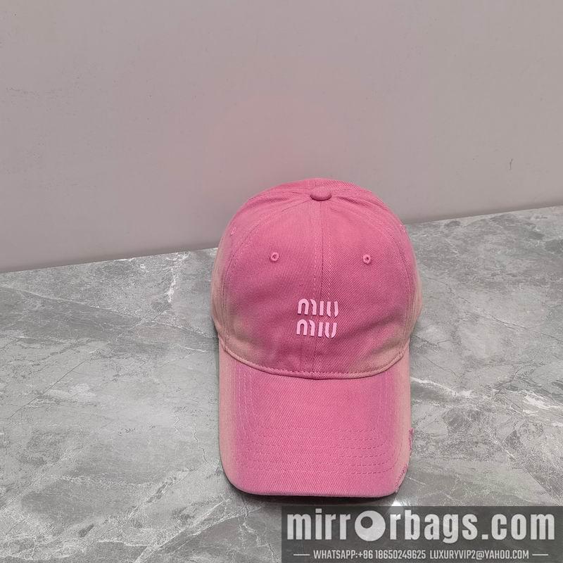 Miumiu Hat dx07