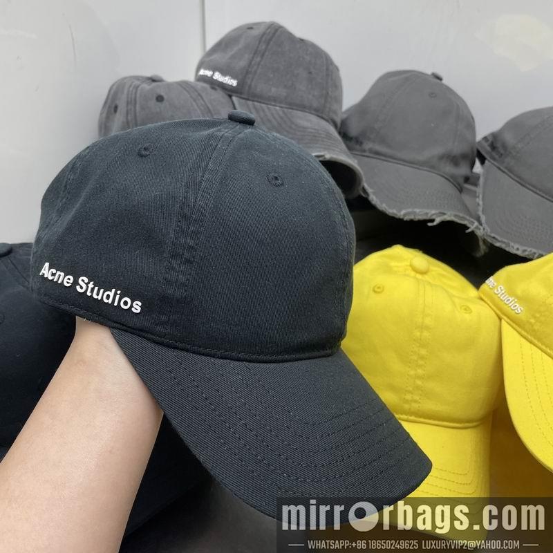 Acne Hat dx19