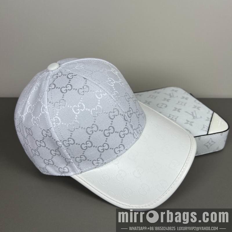 Gucci Hat dx30