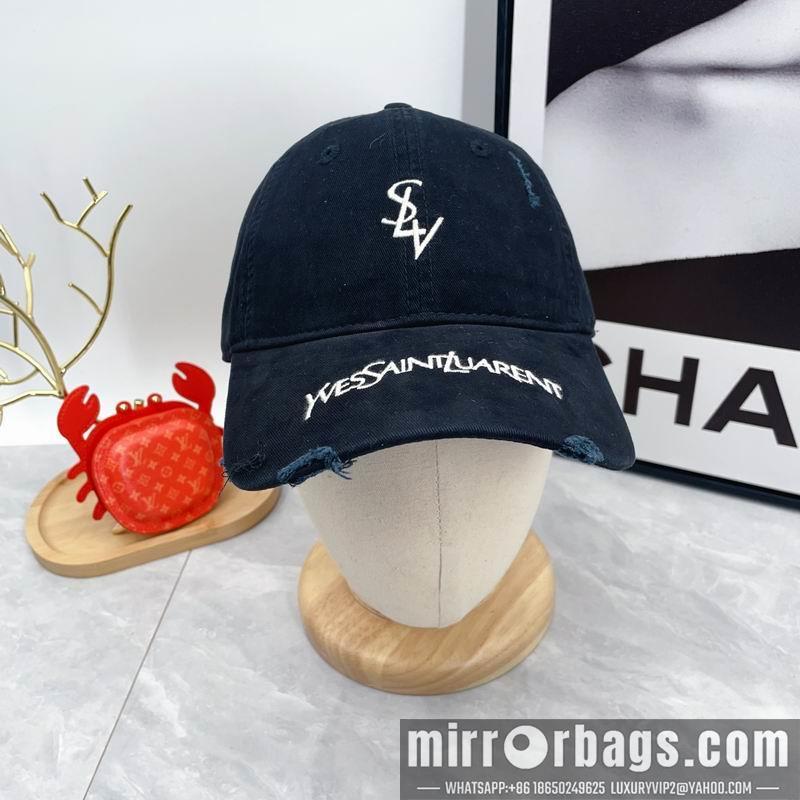 YSL Hat dx32