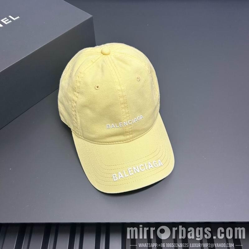 Balenciaga Hat dx16