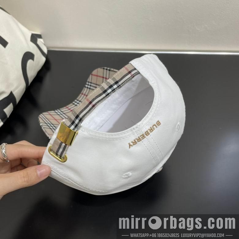 Burberry Hat dxn02