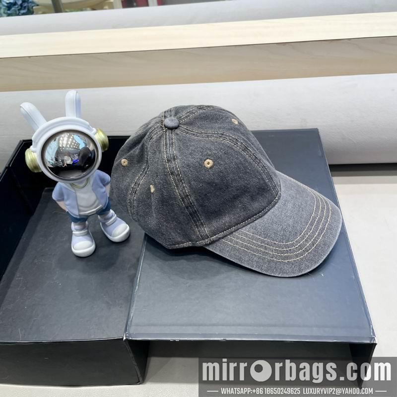 Dior Hat 121402