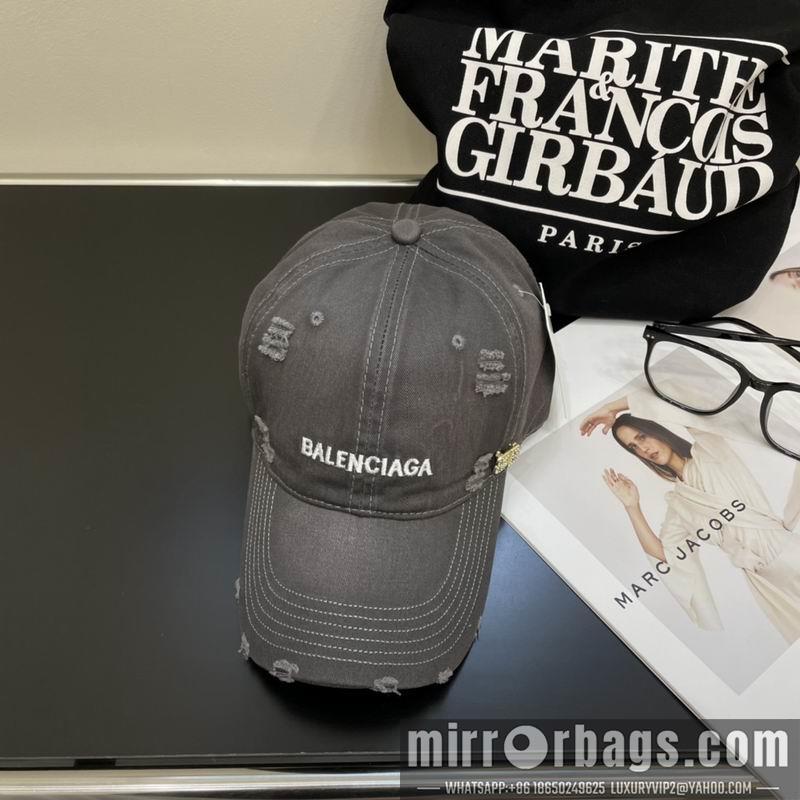 Balenciaga Hat 042701