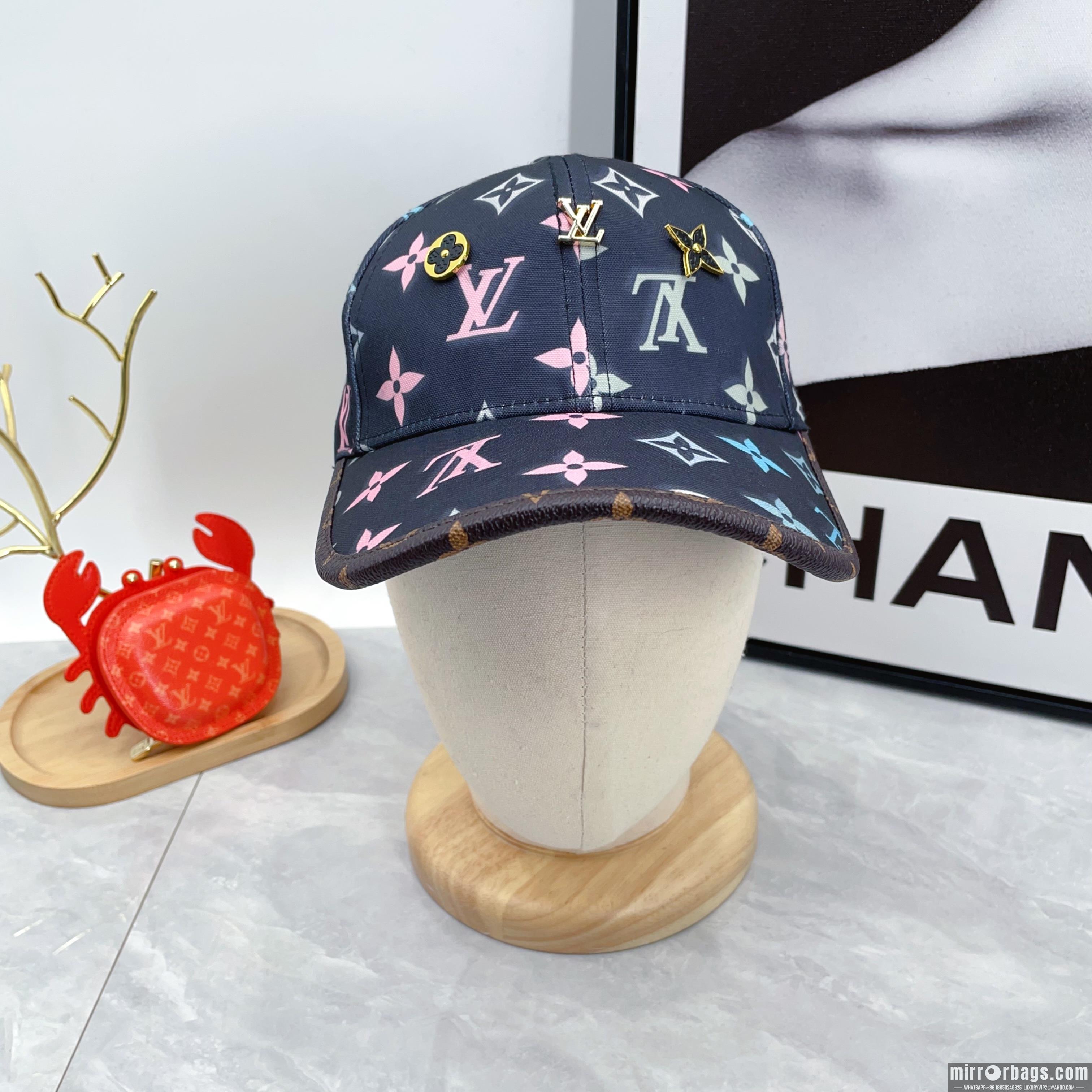 LV Hat dx03