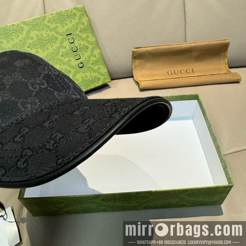 Gucci Hat dx30