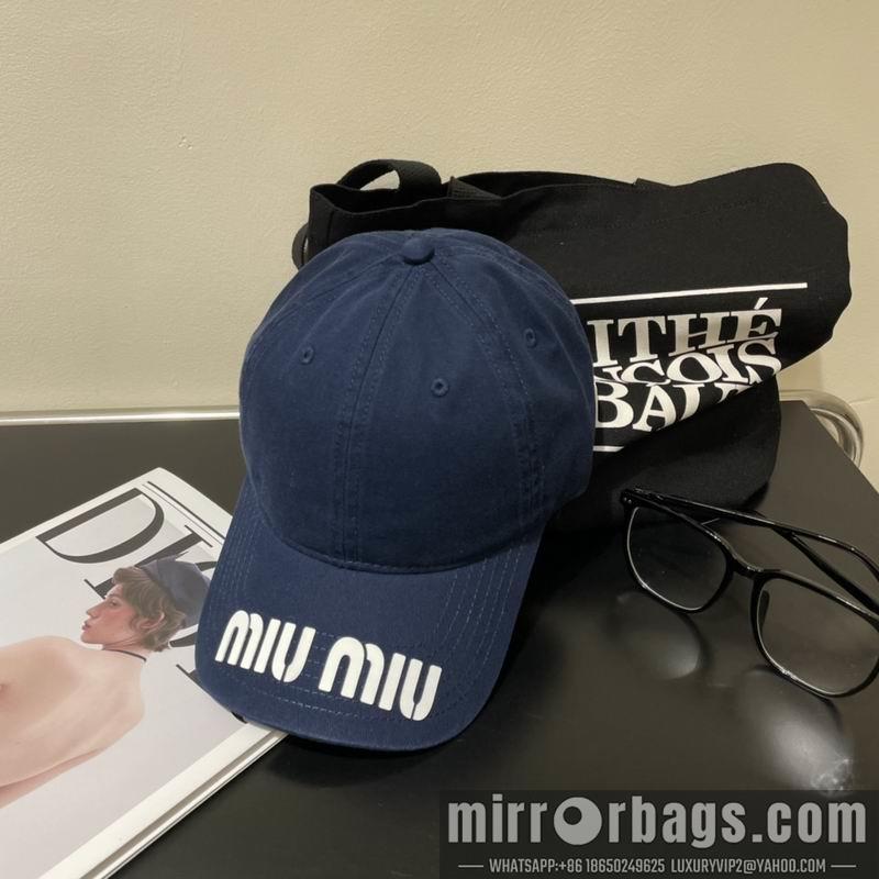 MiuMiu Hat 042701