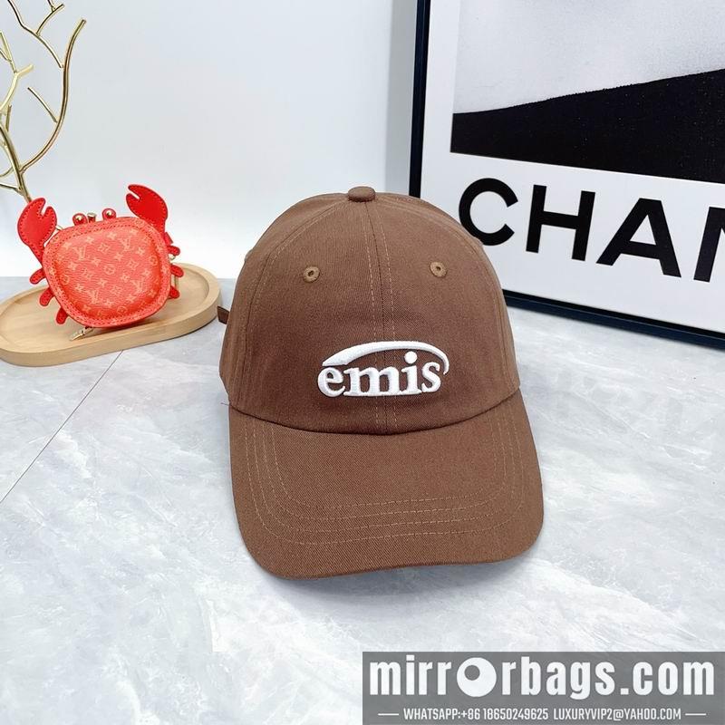 Emis Hat dx02