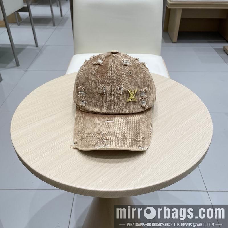 LV Hat 032001