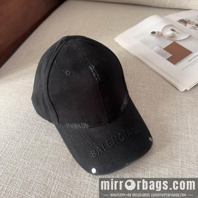 Balenciaga Hat dx23