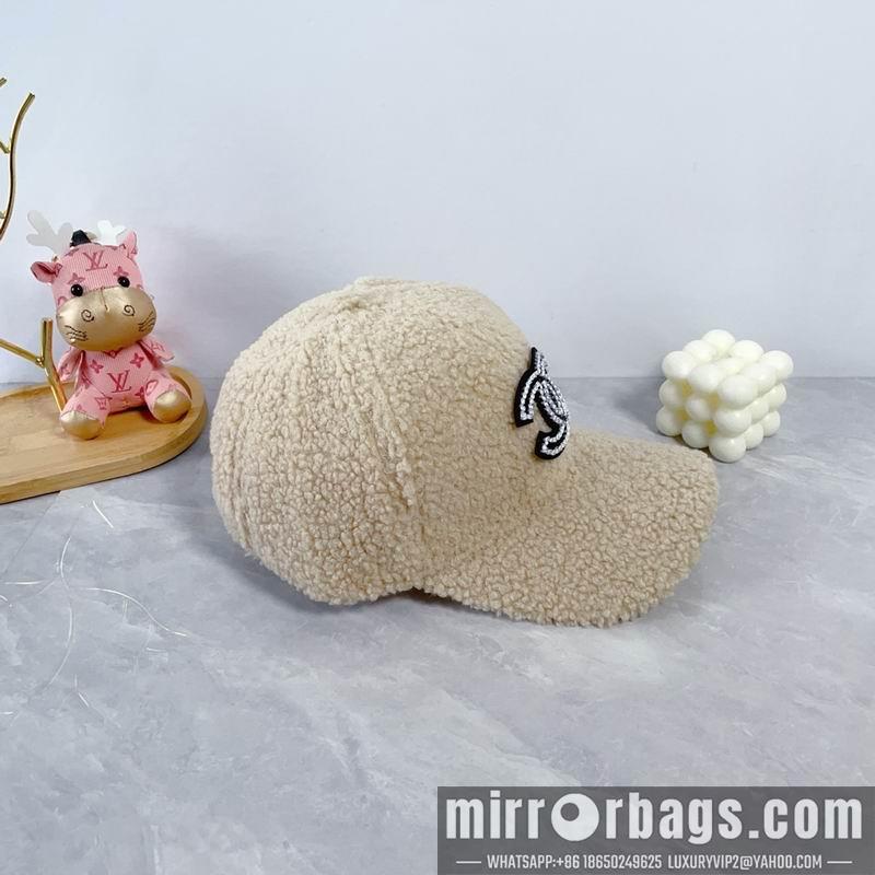 Chanel Hat dx45