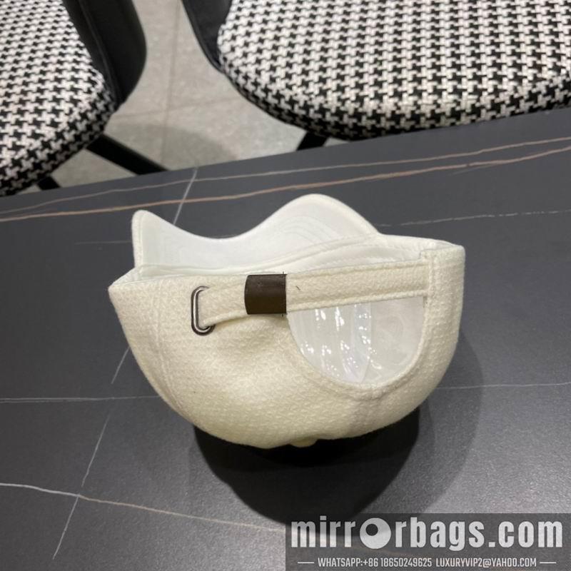 LV Hat 010701