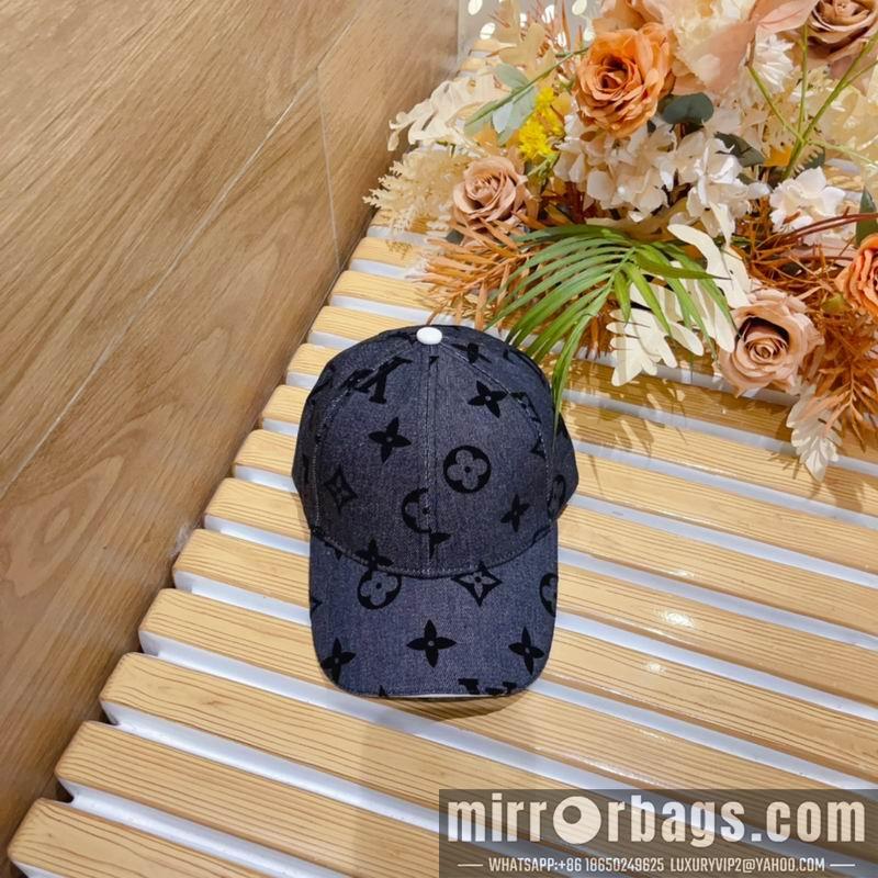 LV Hat 102803