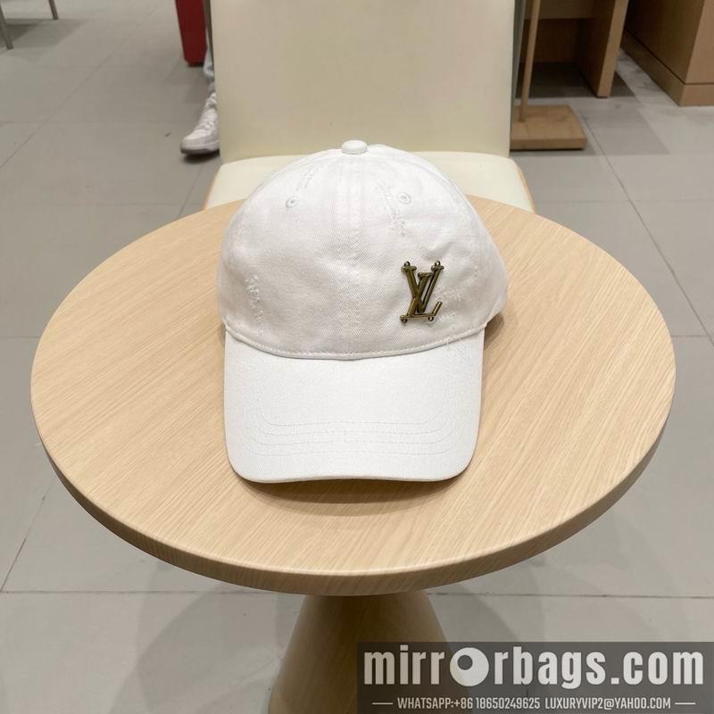 LV Hat 010902
