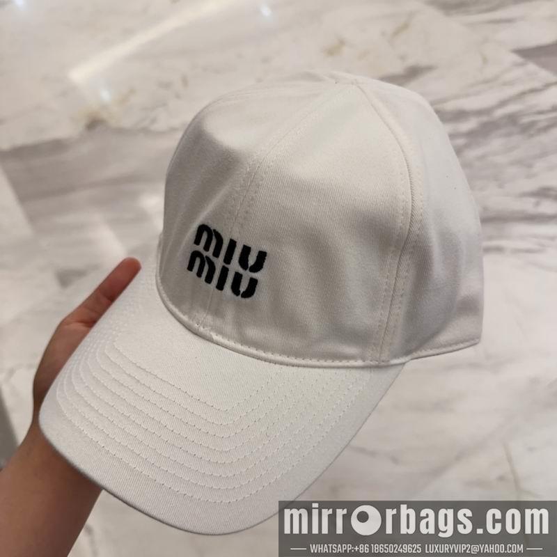 Miumiu Hat dx35