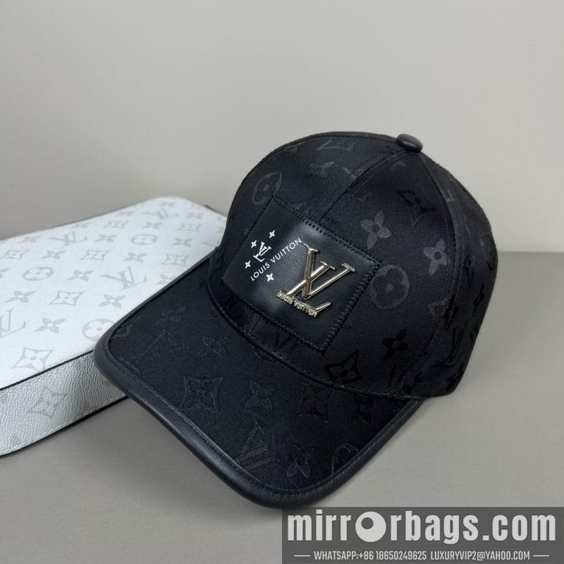 LV Hat dx64