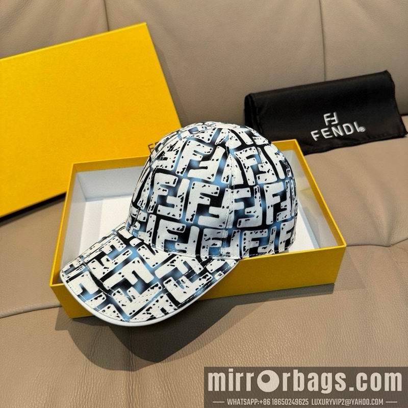 Fendi Hat dx83