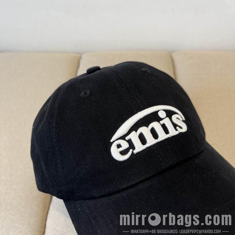 Emis Hat dx08