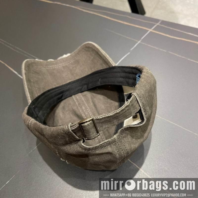 Prada Hat 021001
