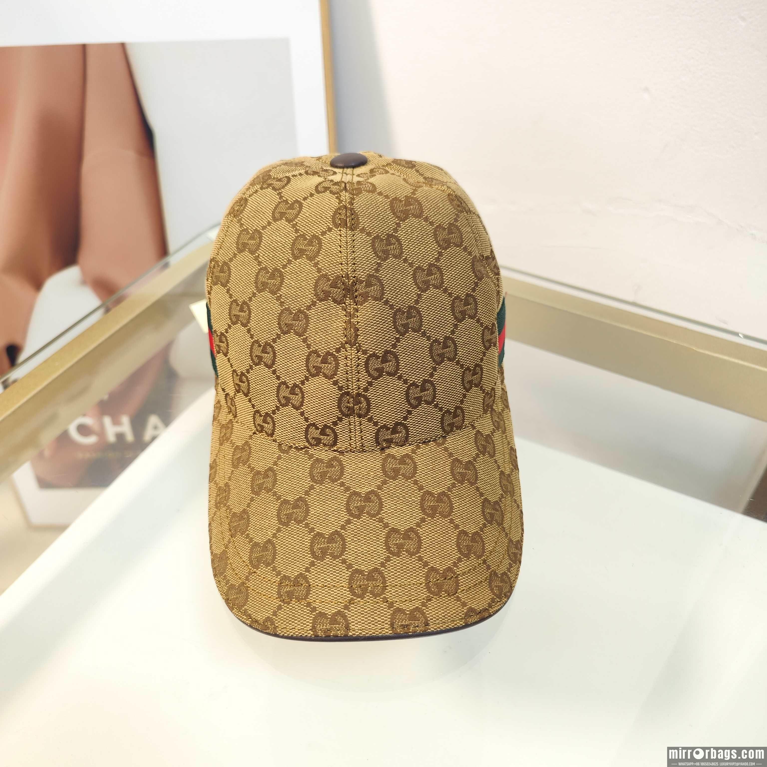 Gucci Hat dx24