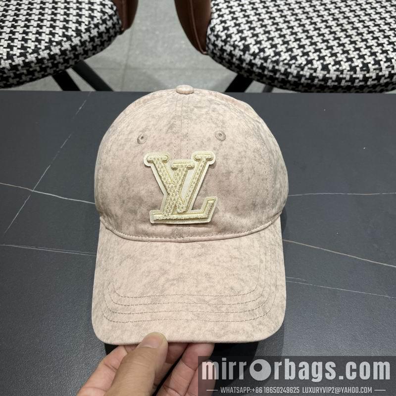 LV Hat 040204